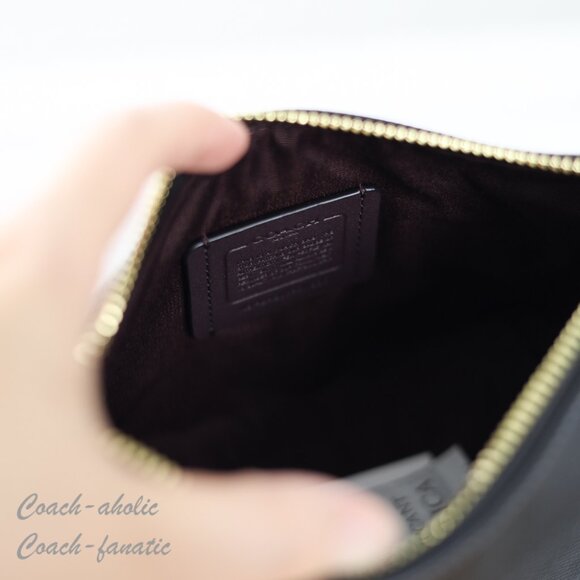 NWT Coach CW336 Zip Top Crossbody Bag in Crossgrain Leather Black - Picture 9 of 9